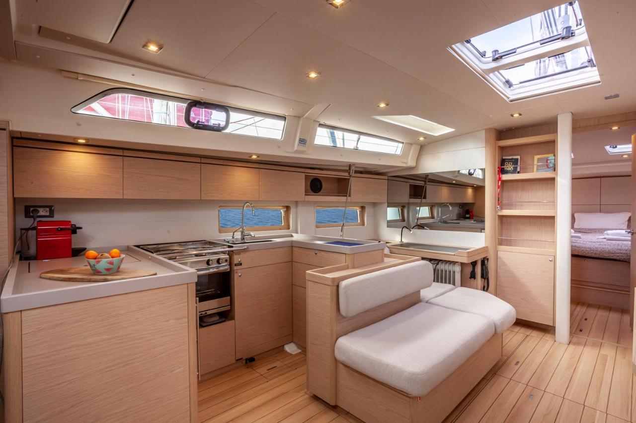 Yacht Psari Hotel Thessaloníki Ngoại thất bức ảnh
